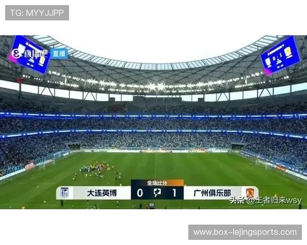《陈宁:从足球场上的拼搏到商业舞台的跨越,探索运动员的多元人生》 《陈宁:从足球场上的拼搏到商业舞台的跨越,探索运动员的多元人生》